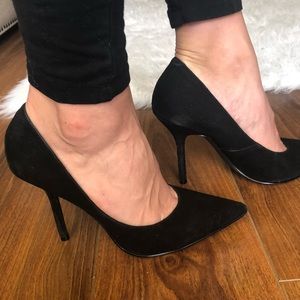 Kelsi Dagger Black Heels